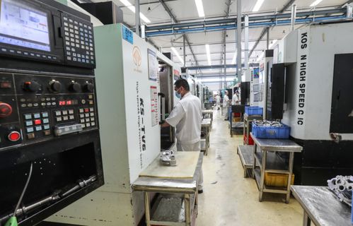 新能源與人工智能雙輪驅(qū)動(dòng) 肇慶汽配產(chǎn)業(yè)轉(zhuǎn)型升級(jí)之路